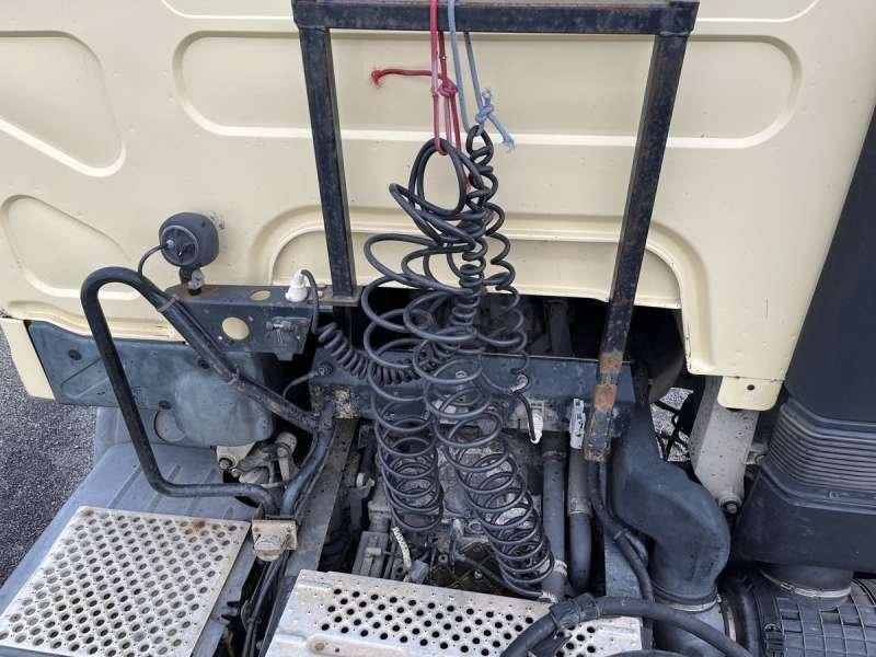 Cabeza tractora Renault PREMIUM 420 DCI 4X2: foto 28 Cabeza tractora Renault PREMIUM 420 DCI 4X2: foto 28