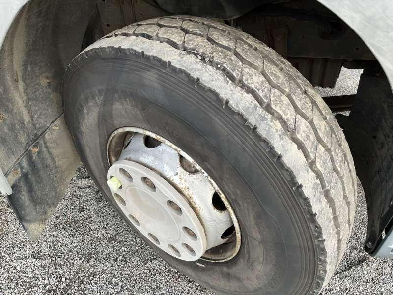 Cabeza tractora Renault PREMIUM 420 DCI 4X2: foto 11 Cabeza tractora Renault PREMIUM 420 DCI 4X2: foto 11