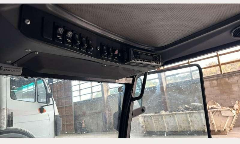 EGHOLM MASKINER 22A - Barredora vial: foto 4 EGHOLM MASKINER 22A - Barredora vial: foto 4