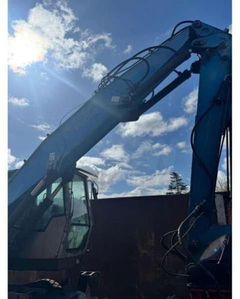 Fuchs MHL 320 - Manipulador de materiales: foto 5 Fuchs MHL 320 - Manipulador de materiales: foto 5