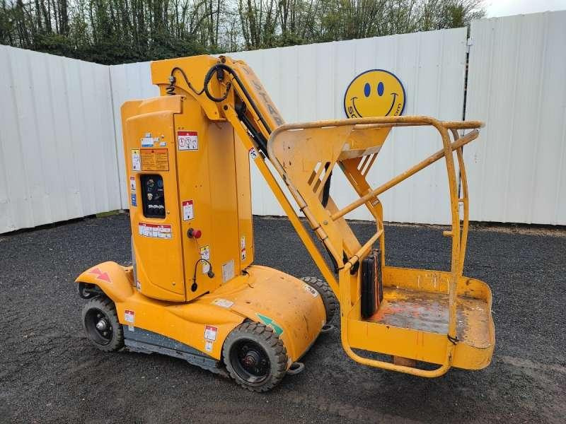 Haulotte STAR 10-1 - Plataforma de mástil vertical: foto 1 Haulotte STAR 10-1 - Plataforma de mástil vertical: foto 1