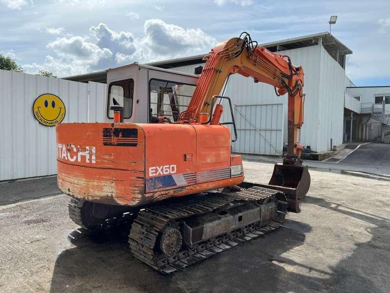 Excavadora de cadenas Hitachi EX60: foto 6