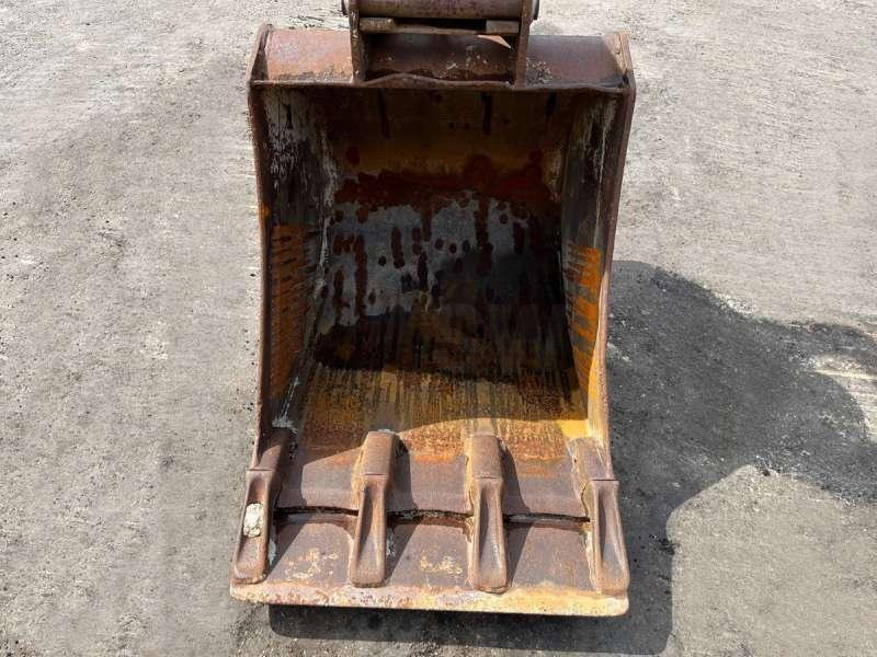 Excavadora de cadenas Hitachi EX60: foto 15
