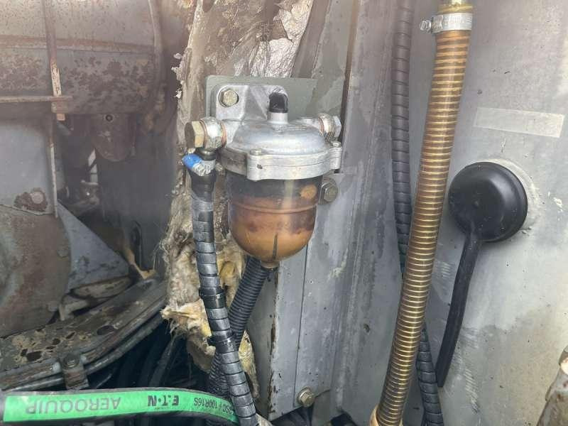 Excavadora de cadenas Hitachi EX60: foto 31