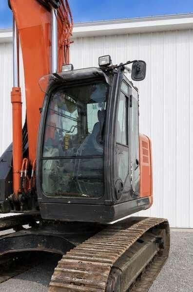 Hitachi ZX 225 USLC-3 - Excavadora de cadenas: foto 5 Hitachi ZX 225 USLC-3 - Excavadora de cadenas: foto 5