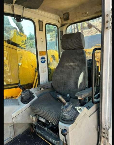 Excavadora de cadenas Liebherr R974B Litronic: foto 12