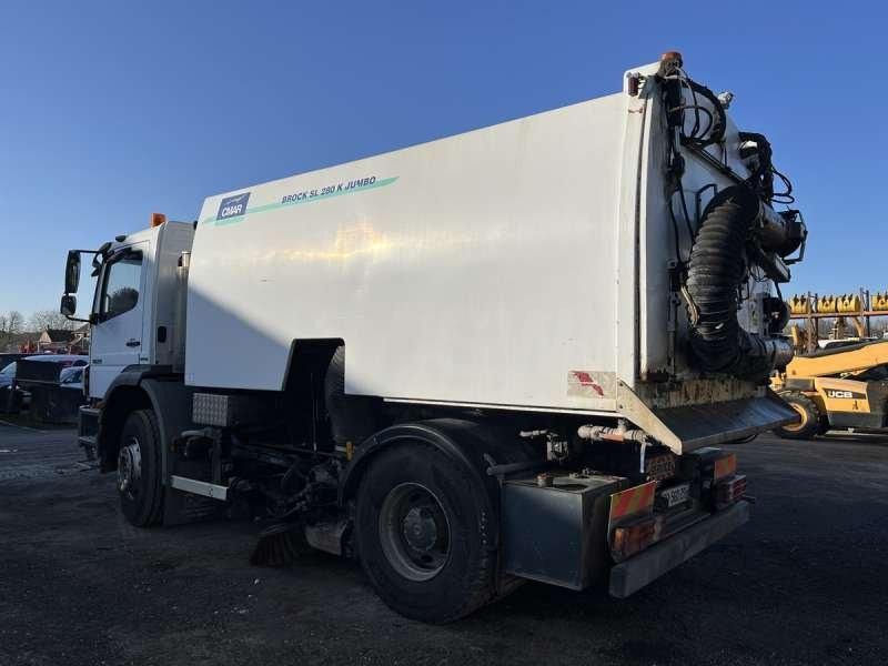 Mercedes AXOR 1829 - Barredora vial: foto 5 Mercedes AXOR 1829 - Barredora vial: foto 5