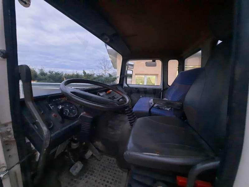 Renault 4X2 - Volquete camión: foto 5 Renault 4X2 - Volquete camión: foto 5