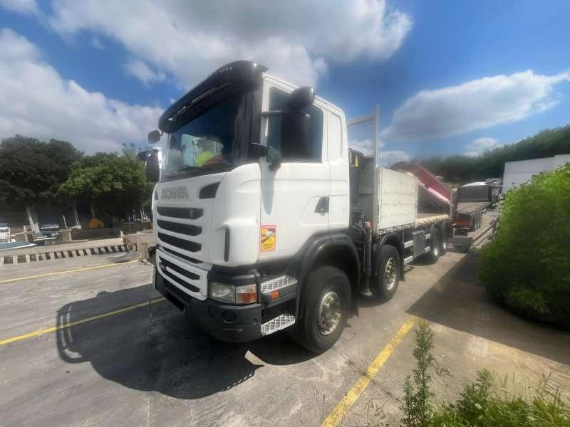 Scania G480 8X4 GRUE FASSI - Camión caja abierta: foto 1 Scania G480 8X4 GRUE FASSI - Camión caja abierta: foto 1