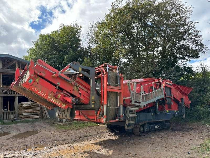 Terex FINLAY 883+ - Cribadora: foto 1 Terex FINLAY 883+ - Cribadora: foto 1