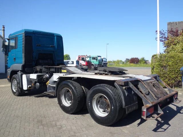 MAN TGA 26.480 6X4 STEELSPRINGS,MANUAL GEARBOX,INTARDER - Cabeza tractora: foto 4 MAN TGA 26.480 6X4 STEELSPRINGS,MANUAL GEARBOX,INTARDER - Cabeza tractora: foto 4