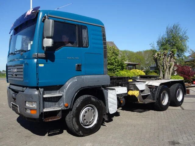 MAN TGA 26.480 6X4 STEELSPRINGS,MANUAL GEARBOX,INTARDER - Cabeza tractora: foto 3 MAN TGA 26.480 6X4 STEELSPRINGS,MANUAL GEARBOX,INTARDER - Cabeza tractora: foto 3