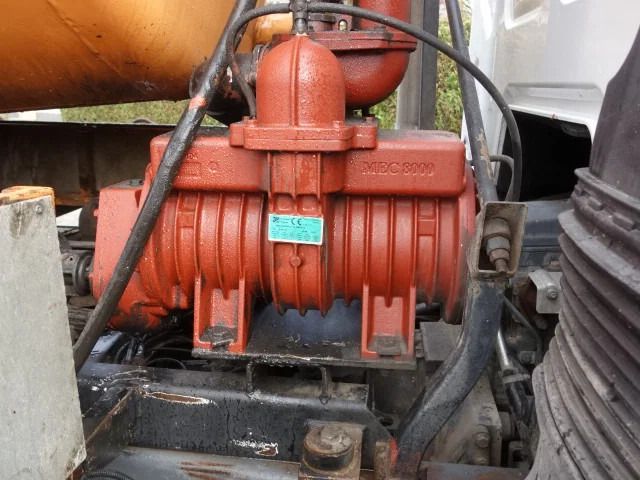 DAF LF 220 VACUUMTANK 7000 LITER ZUIGPERS - Limpieza de alcantarillado: foto 5 DAF LF 220 VACUUMTANK 7000 LITER ZUIGPERS - Limpieza de alcantarillado: foto 5