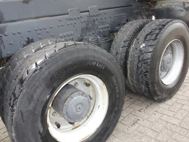 MAN 35-403 meiller kipper 8x6 - Volquete camión: foto 4 MAN 35-403 meiller kipper 8x6 - Volquete camión: foto 4