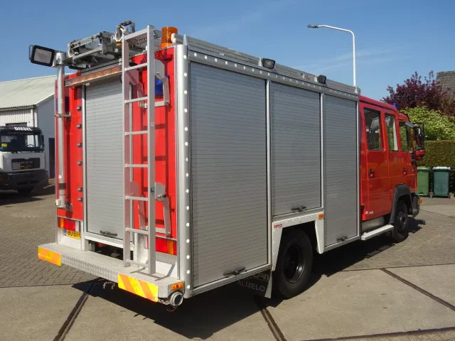 MAN LE 220C GODIVA POMP 2000 LITER TANK,MANUAL GEARBOX - Camión de bomberos: foto 5 MAN LE 220C GODIVA POMP 2000 LITER TANK,MANUAL GEARBOX - Camión de bomberos: foto 5
