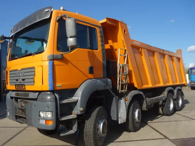 MAN TGA 41-440 8X6 MANUAL GEARBOX 22M3 MEILLER TIPPER - Volquete camión: foto 3 MAN TGA 41-440 8X6 MANUAL GEARBOX 22M3 MEILLER TIPPER - Volquete camión: foto 3