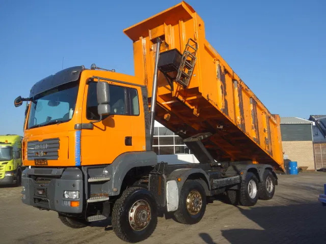 MAN TGA 41.440 8X6 MEILLER 22 CUB MANUAL GEARBOX - Volquete camión: foto 3 MAN TGA 41.440 8X6 MEILLER 22 CUB MANUAL GEARBOX - Volquete camión: foto 3
