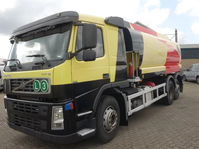 Volvo FM 12 18500liter tank,AIRCO,MANUAL GEARBOX - Cisterna camión: foto 1 Volvo FM 12 18500liter tank,AIRCO,MANUAL GEARBOX - Cisterna camión: foto 1
