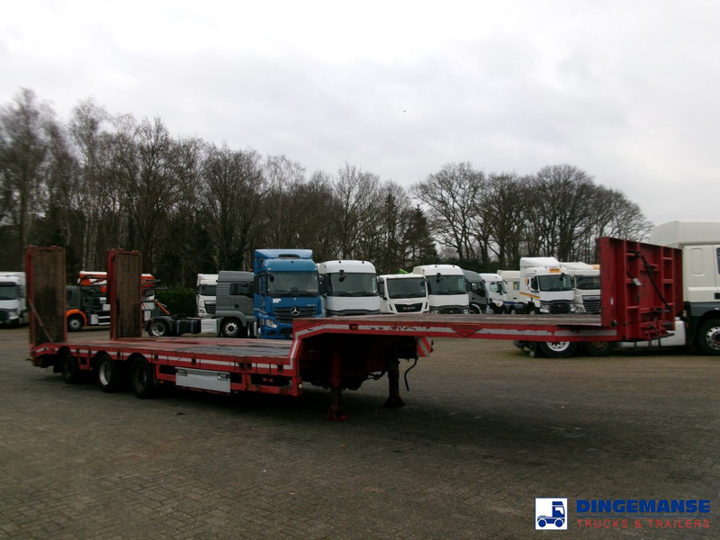 Broshuis 3-axle semi lowbed trailer 45t + ramps - DAMAGED - Góndola rebajadas semirremolque: foto 2 Broshuis 3-axle semi lowbed trailer 45t + ramps - DAMAGED - Góndola rebajadas semirremolque: foto 2