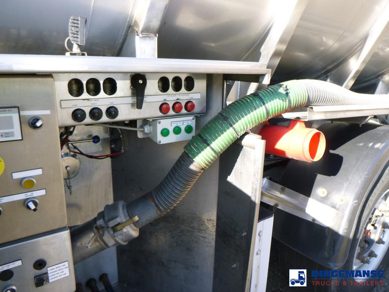 Cisterna semirremolque Burg Food tank inox 30.3 m3 / 3 comp: foto 12 Cisterna semirremolque Burg Food tank inox 30.3 m3 / 3 comp: foto 12