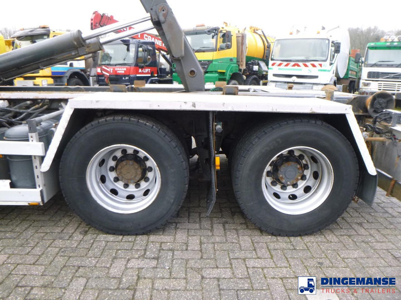 DAF XF 530 6x2 Euro 6 VDL container hook - Multibasculante camión: foto 5 DAF XF 530 6x2 Euro 6 VDL container hook - Multibasculante camión: foto 5