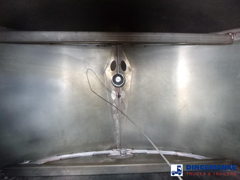 Cisterna semirremolque Lakeland Fuel tank alu 42.8 m3 / 6 comp + pump: foto 12 Cisterna semirremolque Lakeland Fuel tank alu 42.8 m3 / 6 comp + pump: foto 12