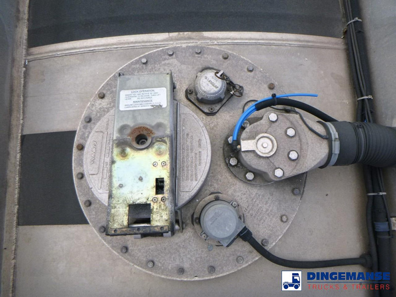 Cisterna semirremolque Lakeland Fuel tank alu 42.8 m3 / 6 comp + pump: foto 11 Cisterna semirremolque Lakeland Fuel tank alu 42.8 m3 / 6 comp + pump: foto 11