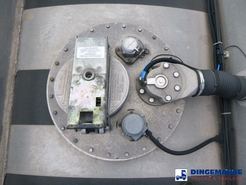 Cisterna semirremolque Lakeland Fuel tank alu 42.8 m3 / 6 comp + pump: foto 13 Cisterna semirremolque Lakeland Fuel tank alu 42.8 m3 / 6 comp + pump: foto 13
