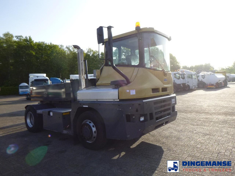 MOL RM 255 4X4 terminal drawbar tractor 150 ton - Tractor industrial: foto 2 MOL RM 255 4X4 terminal drawbar tractor 150 ton - Tractor industrial: foto 2