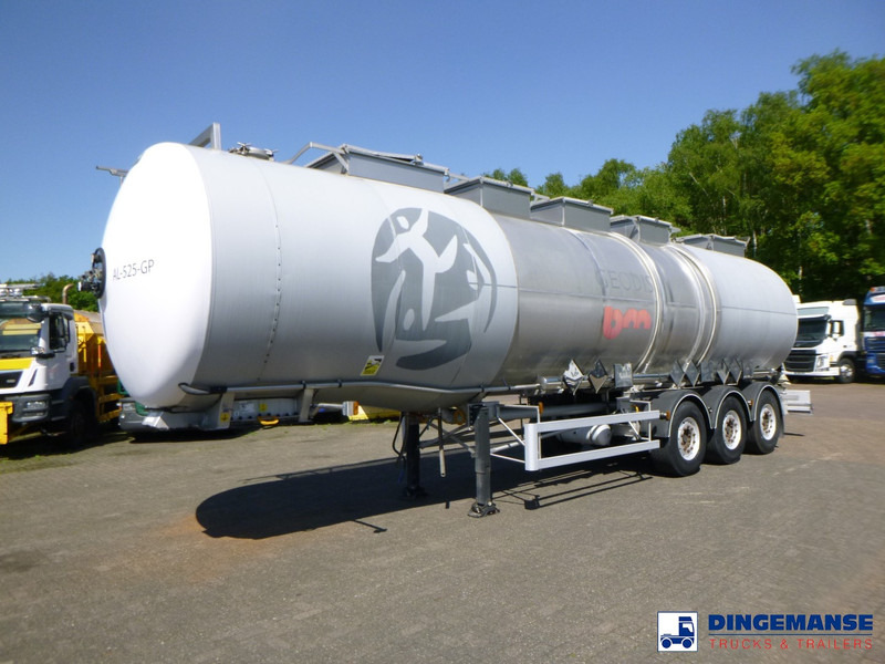 Magyar Chemical tank inox L4BH 44.5 m3 / 3 comp - Cisterna remolque: foto 1 Magyar Chemical tank inox L4BH 44.5 m3 / 3 comp - Cisterna remolque: foto 1