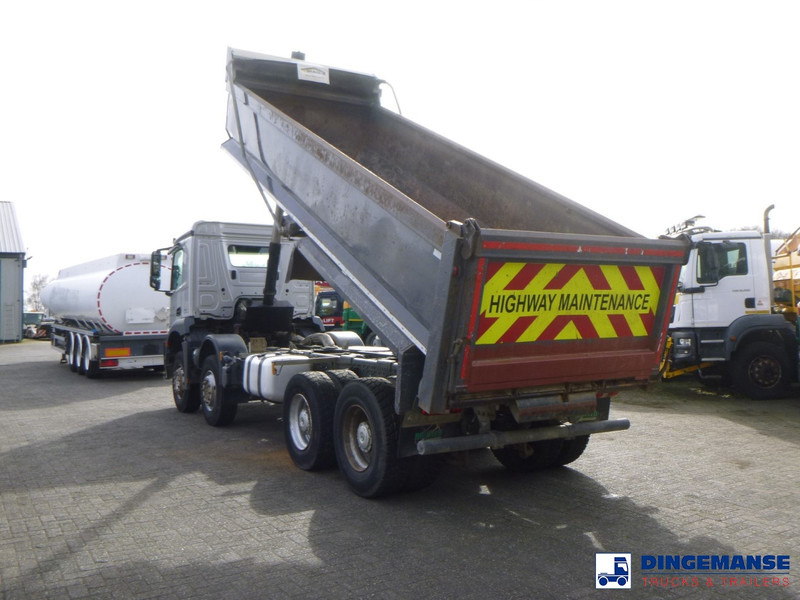 Mercedes-Benz Arocs 3246 8x4 RHD tipper - Volquete camión: foto 3 Mercedes-Benz Arocs 3246 8x4 RHD tipper - Volquete camión: foto 3