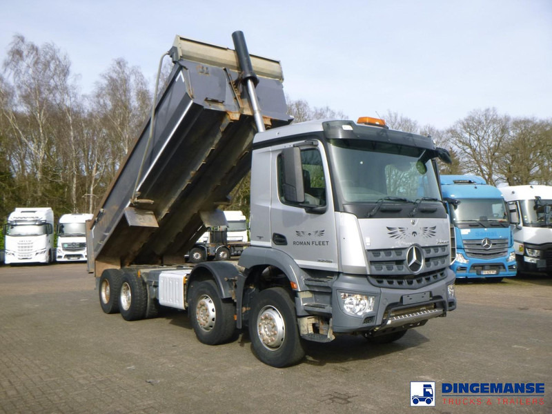 Mercedes-Benz Arocs 3246 8x4 RHD tipper - Volquete camión: foto 2 Mercedes-Benz Arocs 3246 8x4 RHD tipper - Volquete camión: foto 2