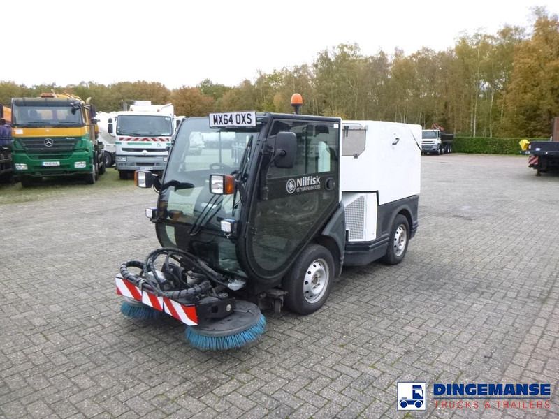 Nilfisk City Ranger CR3500 street sweeper - Barredora vial: foto 1 Nilfisk City Ranger CR3500 street sweeper - Barredora vial: foto 1