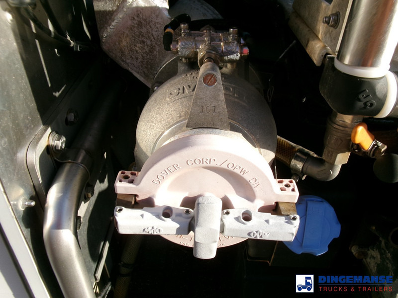 Leasing financiero de Renault Midlum 270 4x2 fuel tank 11.5 m3 / 4 comp ADR 26-04-2024 leasing Renault Midlum 270 4x2 fuel tank 11.5 m3 / 4 comp ADR 26-04-2024: foto 10