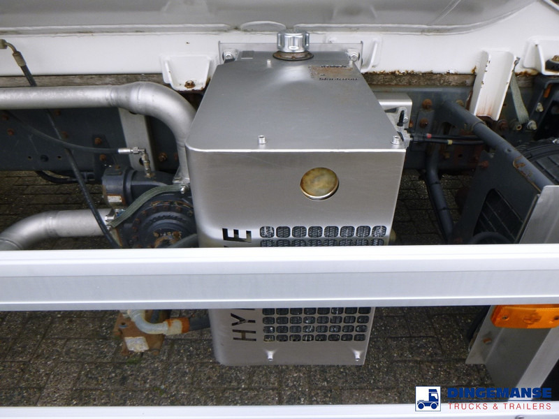 Cisterna camión Renault Premium 270.19 dxi 4x2 gas tank 19.6 m3 / 1 comp: foto 14