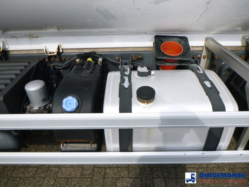 Cisterna camión Renault Premium 270.19 dxi 4x2 gas tank 19.6 m3 / 1 comp: foto 12