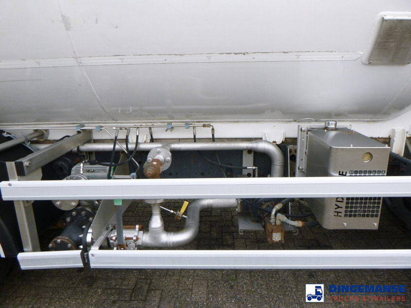 Cisterna camión Renault Premium 270.19 dxi 4x2 gas tank 19.6 m3 / 1 comp: foto 13