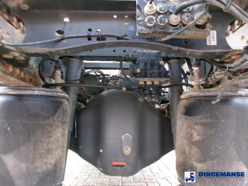 Renault Premium 270 dxi 4x2 fuel tank 13.6 m3 / 4 comp - Cisterna camión: foto 5 Renault Premium 270 dxi 4x2 fuel tank 13.6 m3 / 4 comp - Cisterna camión: foto 5