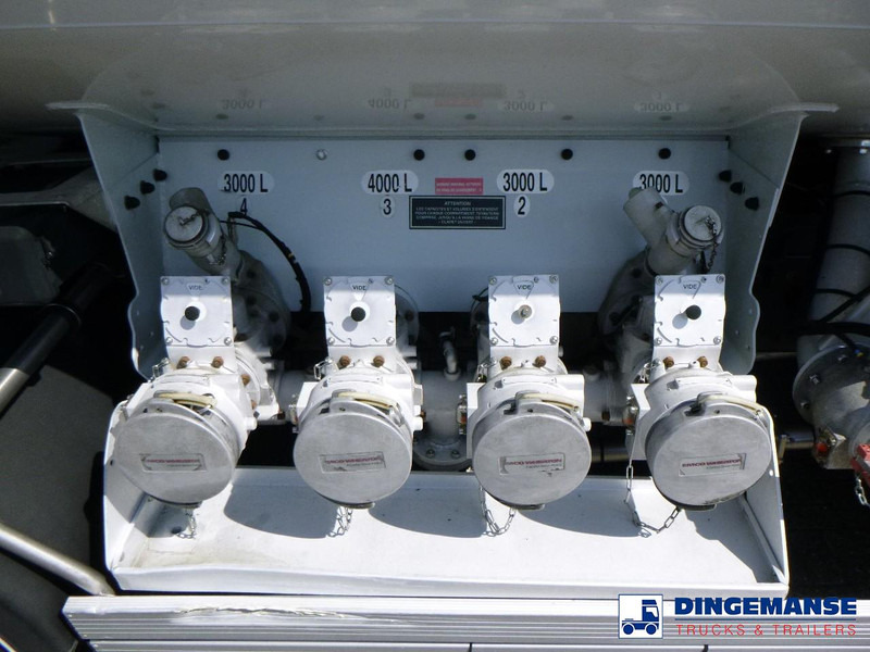 Renault Premium 280 dxi 4x2 fuel tank 13.6 m3 / 4 comp - Cisterna camión: foto 5 Renault Premium 280 dxi 4x2 fuel tank 13.6 m3 / 4 comp - Cisterna camión: foto 5