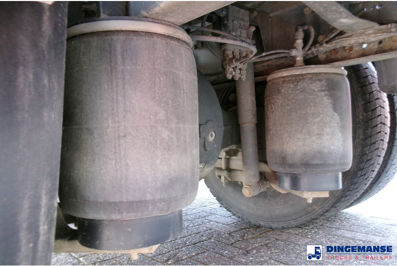 Renault Premium 300 4x2 fuel tank 14.2 m3 / 4 comp - Cisterna camión: foto 5 Renault Premium 300 4x2 fuel tank 14.2 m3 / 4 comp - Cisterna camión: foto 5