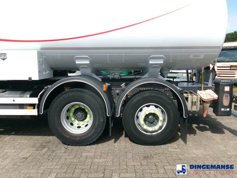 Renault Premium 310 dxi 6x2 fuel tank 18.5 m3 / 5 comp / ADR 16/08/2024 - Cisterna camión: foto 5 Renault Premium 310 dxi 6x2 fuel tank 18.5 m3 / 5 comp / ADR 16/08/2024 - Cisterna camión: foto 5