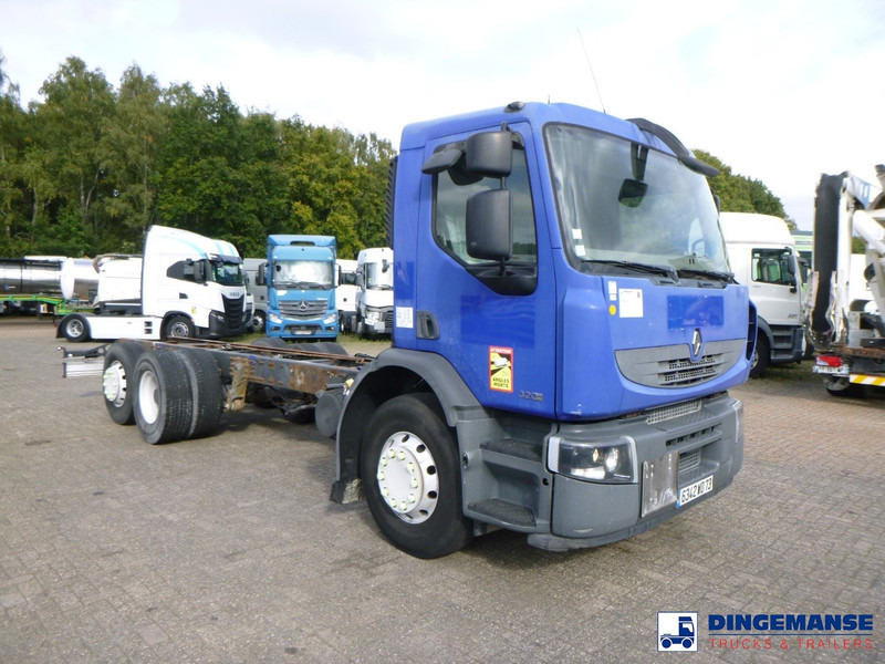 Renault Premium 320 dxi 6x2 chassis ADR - Cisterna camión: foto 2 Renault Premium 320 dxi 6x2 chassis ADR - Cisterna camión: foto 2