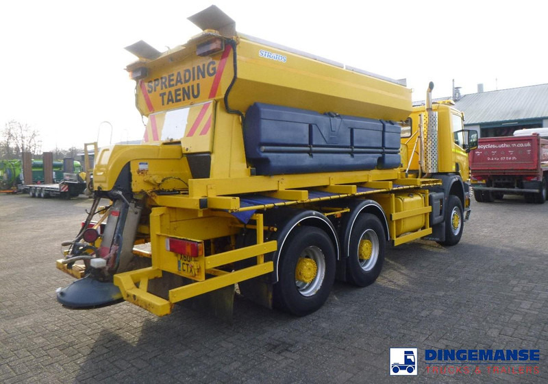 Scania P114-340 CB 6X6 RHD gritter / snow plough - Máquina quitanieve: foto 4 Scania P114-340 CB 6X6 RHD gritter / snow plough - Máquina quitanieve: foto 4