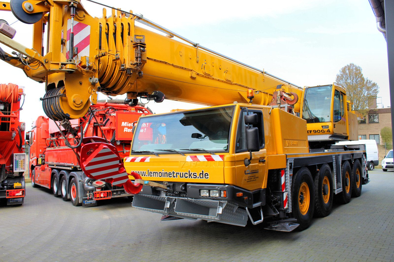 Faun Tadano FAUN ATF 90 G-4 8x6 Autokran + 20 tonnen - Camión grúa: foto 4 Faun Tadano FAUN ATF 90 G-4 8x6 Autokran + 20 tonnen - Camión grúa: foto 4