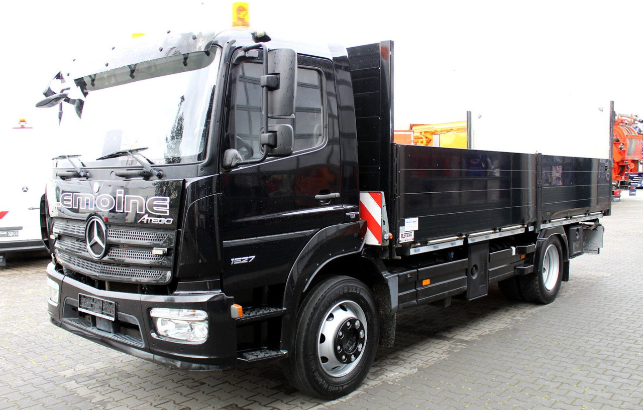 Mercedes-Benz Atego 1527 4x2 Pritsche + Ladebordwand - Caja abierta furgoneta: foto 2 Mercedes-Benz Atego 1527 4x2 Pritsche + Ladebordwand - Caja abierta furgoneta: foto 2