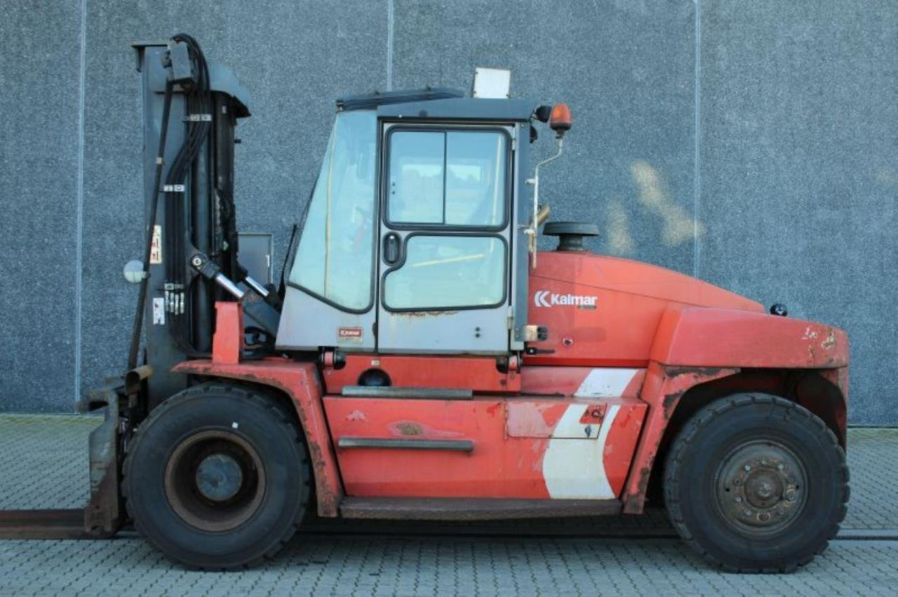 Kalmar DCE140-6 - Carretilla elevadora diésel: foto 1 Kalmar DCE140-6 - Carretilla elevadora diésel: foto 1