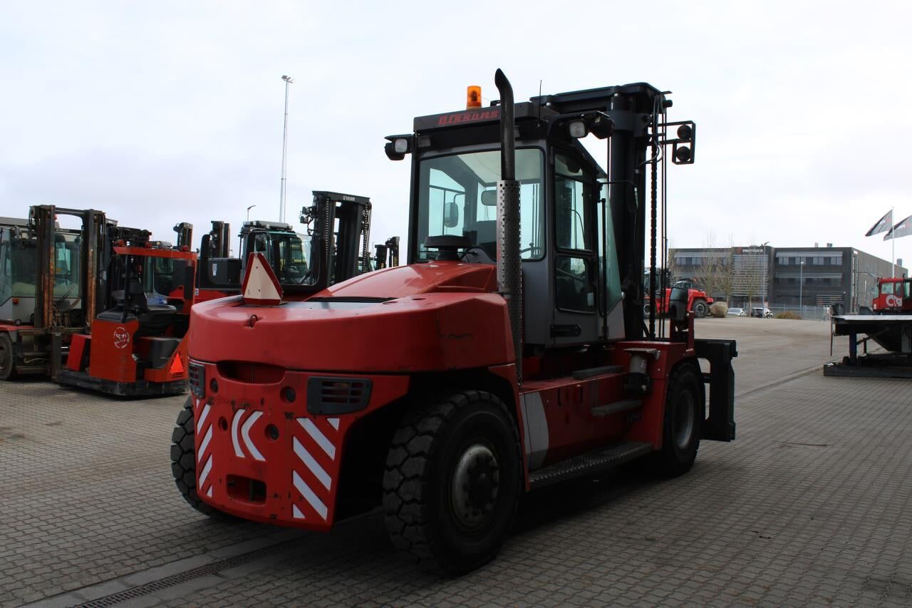 Kalmar DCE150-12 - Carretilla elevadora diésel: foto 3 Kalmar DCE150-12 - Carretilla elevadora diésel: foto 3
