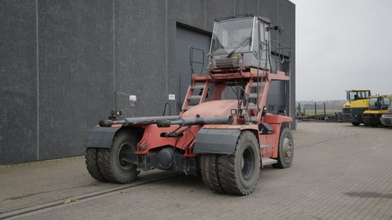 Kalmar DCF90-45ES - Carretilla para contenedores: foto 2 Kalmar DCF90-45ES - Carretilla para contenedores: foto 2