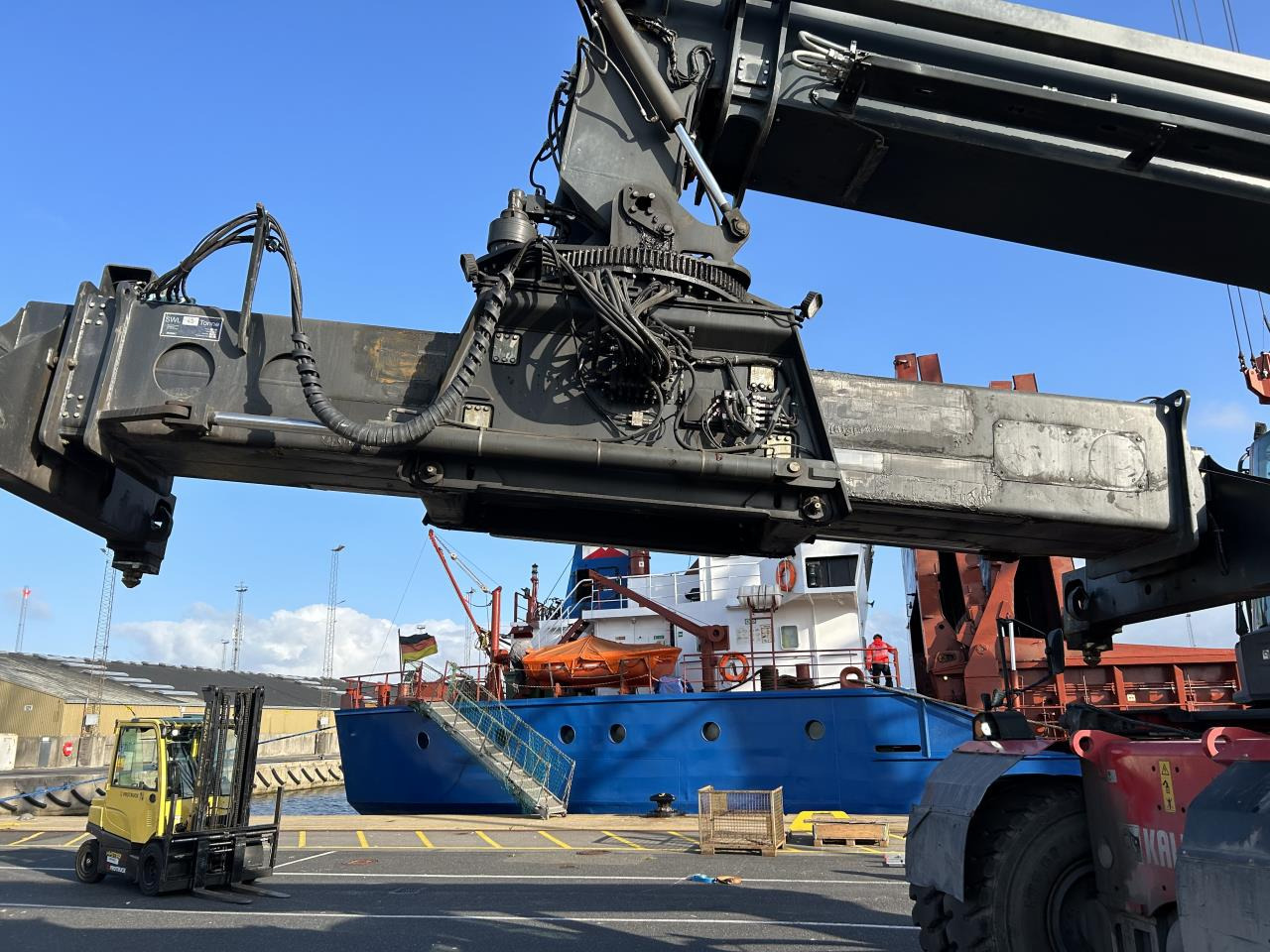 Kalmar DRG450-65S5 - Reach stacker: foto 3 Kalmar DRG450-65S5 - Reach stacker: foto 3