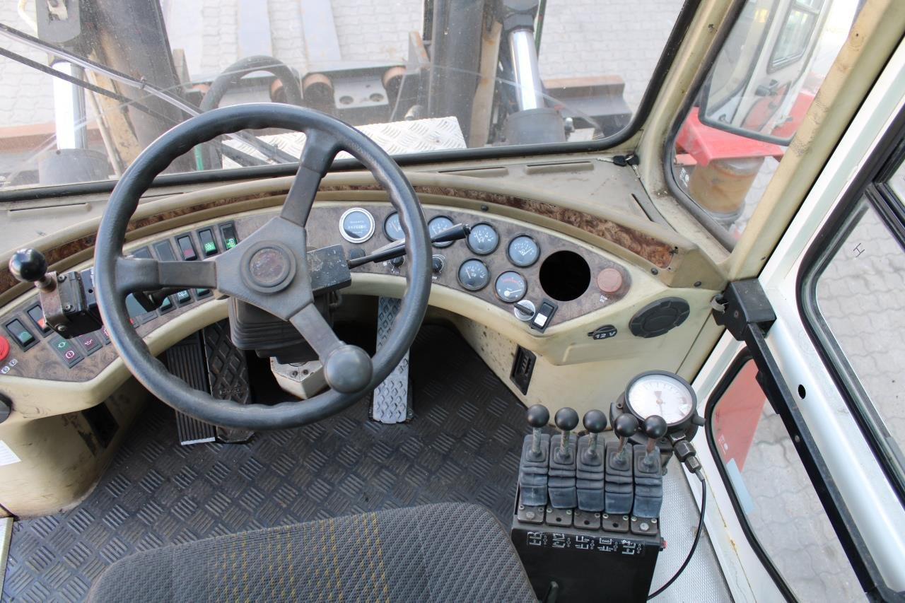 SveTruck 1260-30 - Carretilla elevadora diésel: foto 4 SveTruck 1260-30 - Carretilla elevadora diésel: foto 4